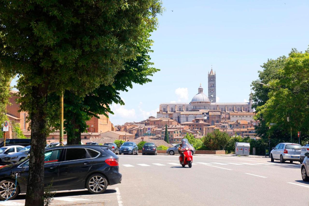 Uptown - Sabrina's Lovely Appartamento Siena